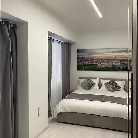 Suite Turin Central Po40 Apartment